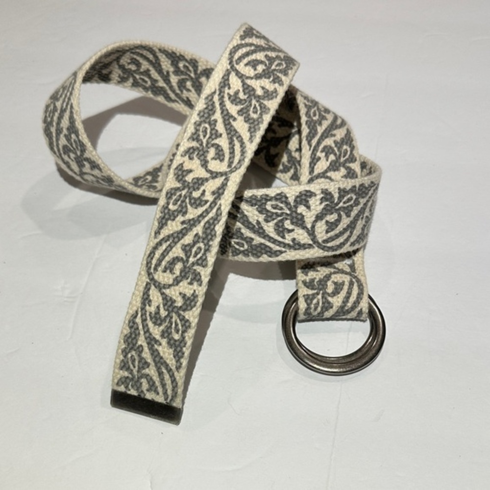 Fabric white/gray floral woven adjustable belt with silver buckle fits up to 36”